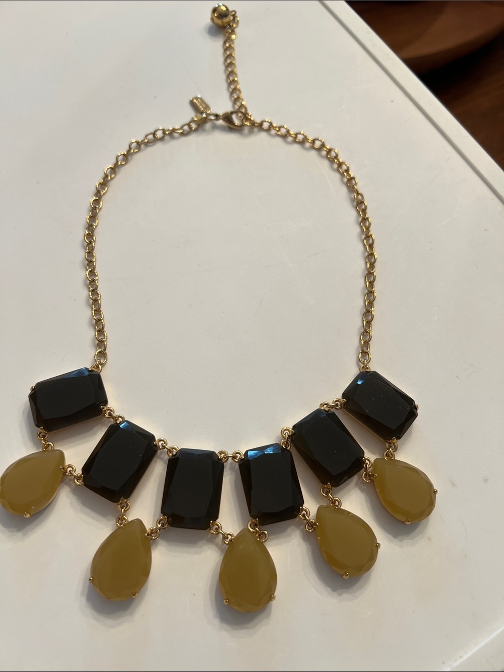 Kate Spade Statement necklace EEEUC